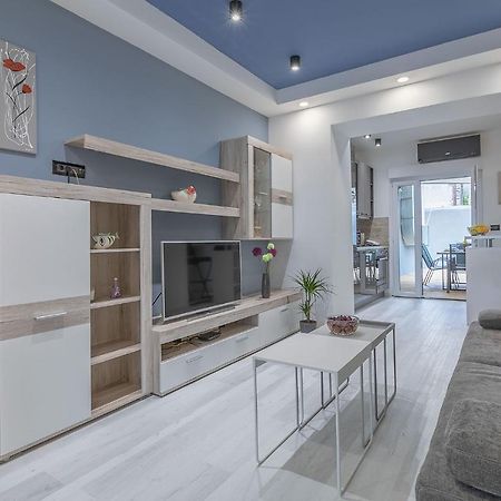 Arena Blue Dream - Modern Apartment With Terrace Pula Exterior photo